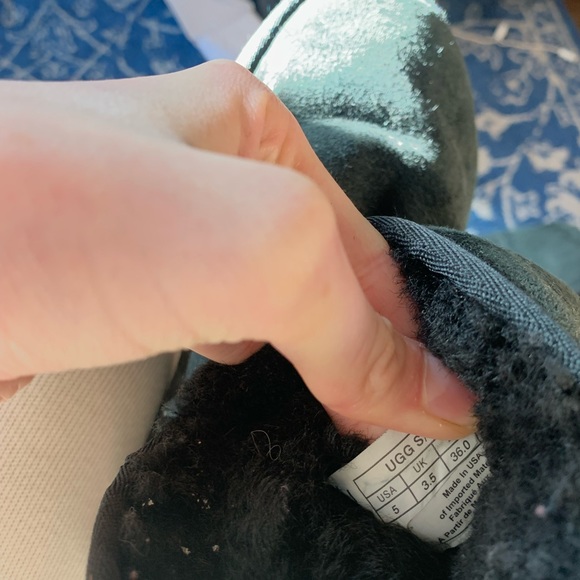 Ugg boots - Picture 4 of 5